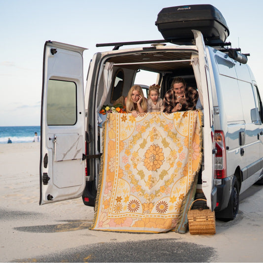 Versatile Throw Blanket - Perfect for Picnics, Sofas, and Wall Tapestries