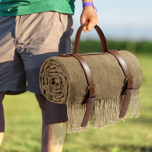 Tassel Picnic Blanket with Waterproof Backing and PU Handle Washable 200 x 150 CM