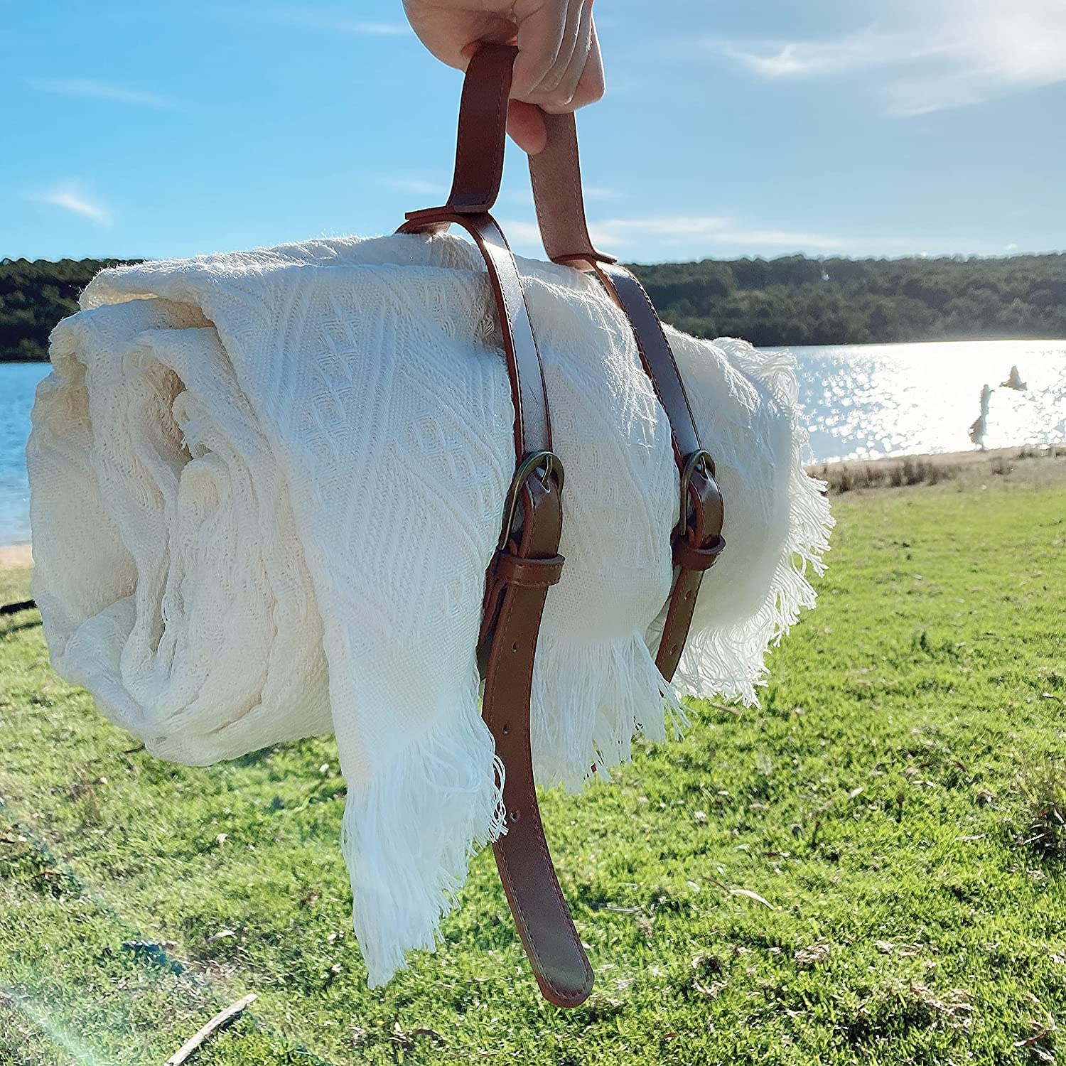 5.9x7.5ft Extra Large Outdoor Boho Picnic Blanket With White