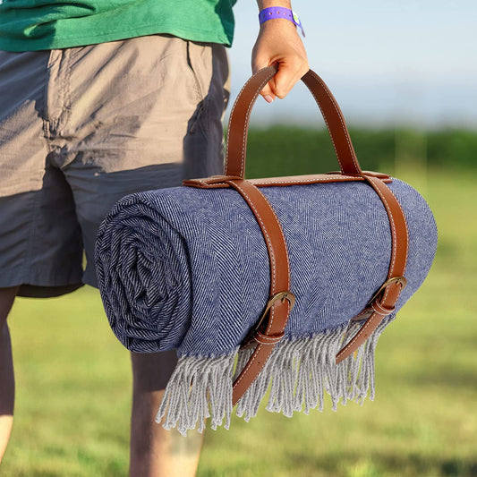 Tassel Picnic Blanket with Waterproof Backing and PU Handle Washable 200 x 150 CM
